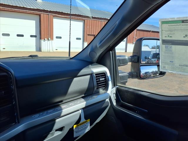 2025 Ford F-250 Super Duty XL - Photo 11
