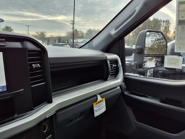 2024 Ford F-350 Super Duty XL - Photo 11