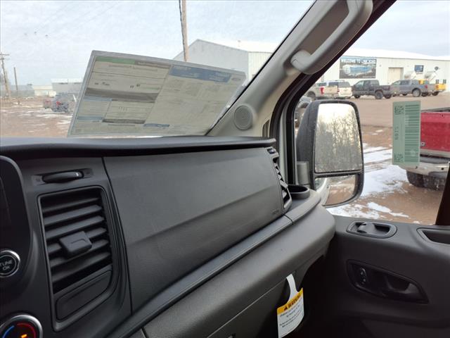 2024 Ford Transit 350 HD - Photo 11
