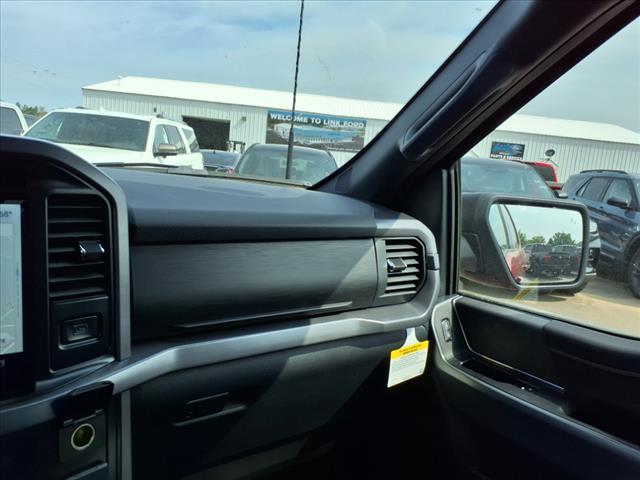 2025 Ford F-150 XLT 4WD SuperCrew 5.5 Box - Photo 11