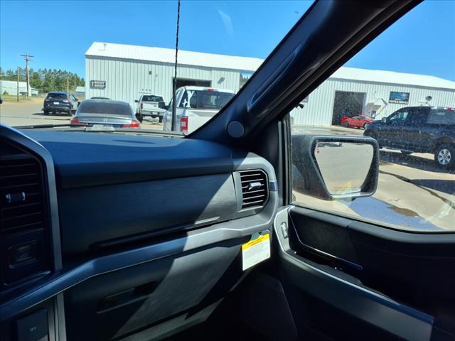 2025 Ford F-150 XLT 4WD SuperCrew 5.5 Box - Photo 11
