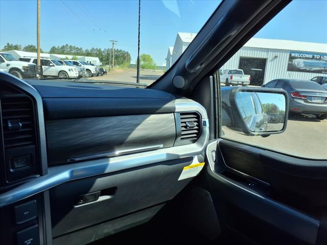 2025 Ford F-150 Lariat - Photo 11