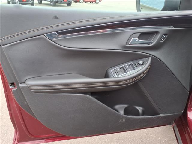 2017 Chevrolet Impala LT - Photo 11