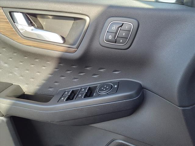 2020 Ford Escape TITANIUM - Photo 12