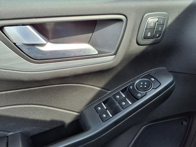 2023 Ford Escape Platinum AWD - Photo 12