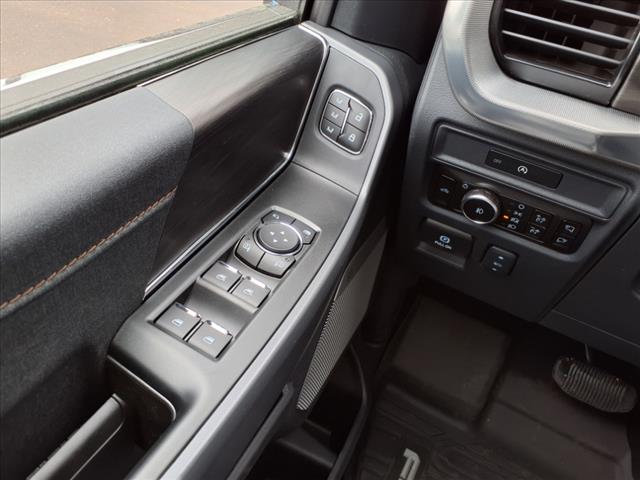 2025 Ford F-150 LARIAT 4WD SuperCrew 5.5 Box - Photo 12