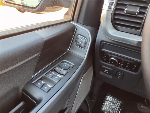 2025 Ford F-150 Lariat - Photo 12