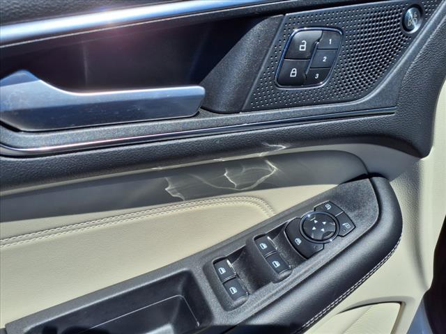 2023 Ford Edge Titanium AWD - Photo 12