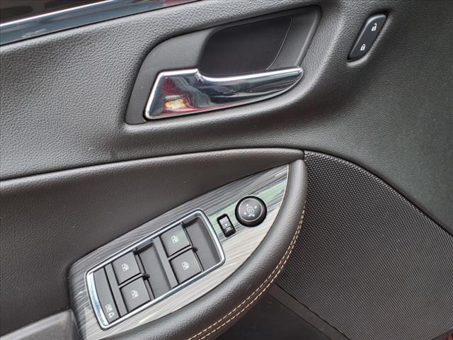 2017 Chevrolet Impala LT - Photo 12