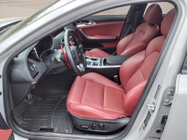 2022 Kia Stinger GT1 - Photo 12