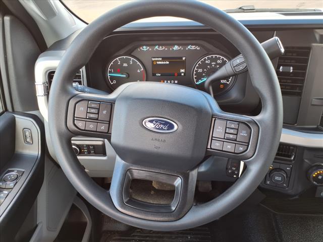 2025 Ford F-350 Super Duty XL - Photo 13