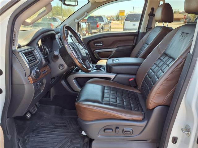 2019 Nissan Titan Platinum - Photo 13