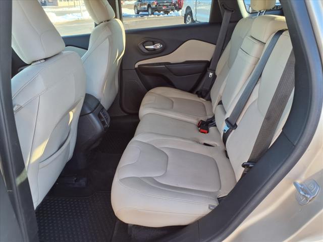 2015 Jeep Cherokee Latitude - Photo 14