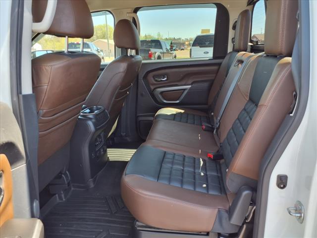 2019 Nissan Titan Platinum - Photo 14