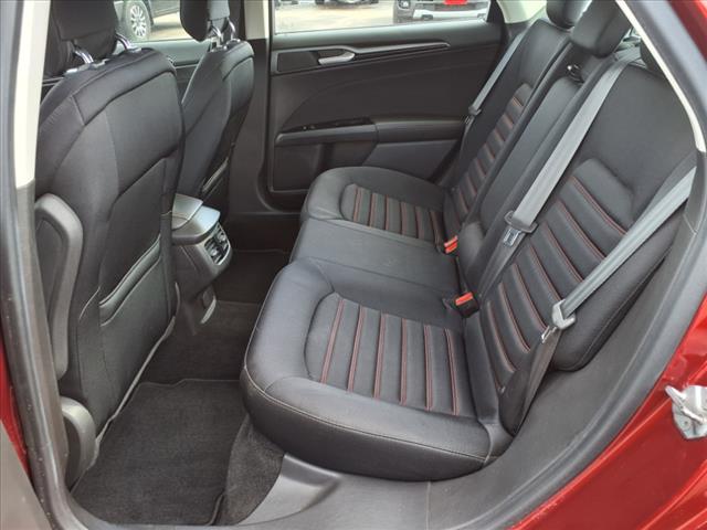 2014 Ford Fusion SE - Photo 14