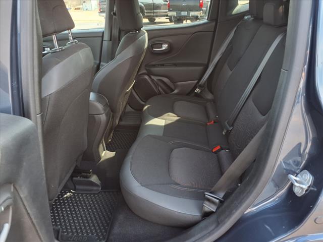 2023 Jeep Renegade LATITUDE - Photo 14