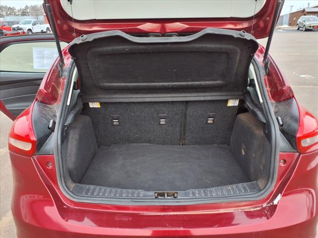 2016 Ford Focus SE - Photo 15