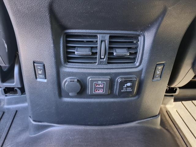 2019 Nissan Titan Platinum - Photo 16