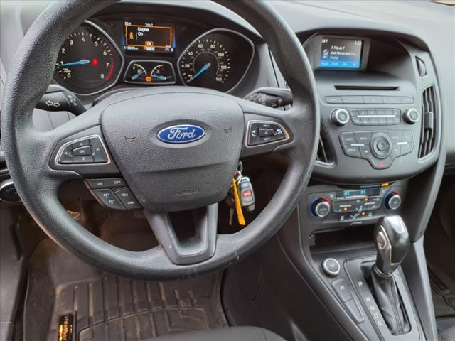 2016 Ford Focus SE - Photo 17