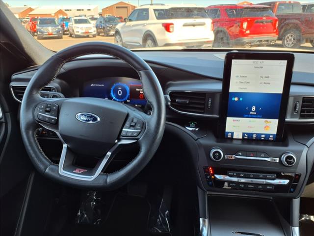 2020 Ford Explorer ST - Photo 17