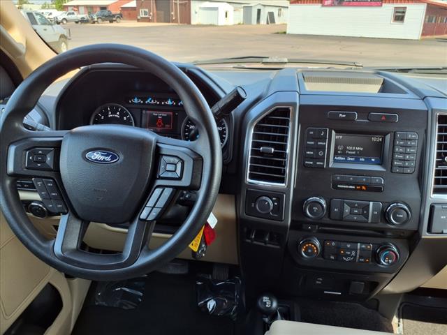 2017 Ford F-350 Super Duty XLT - Photo 17