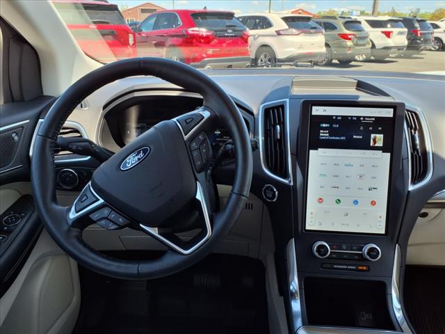 2023 Ford Edge Titanium AWD - Photo 17