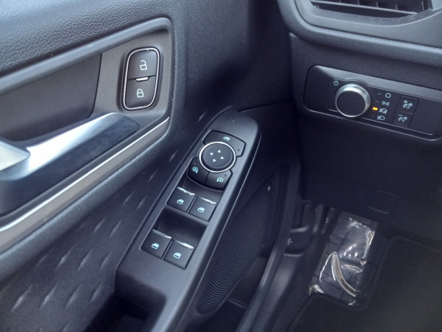 2020 Ford Escape SE - Photo 19