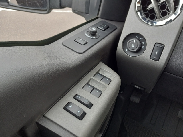 2011 Ford F-350 Super Duty Lariat - Photo 19