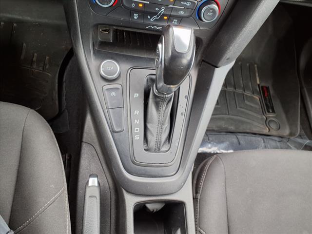 2016 Ford Focus SE - Photo 20