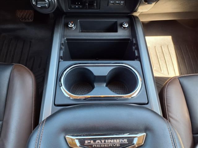 2019 Nissan Titan Platinum - Photo 20