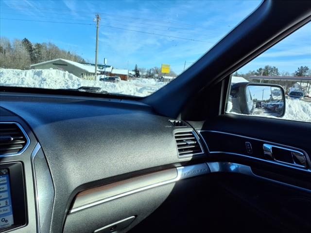 2017 Ford Explorer Limited - Photo 21