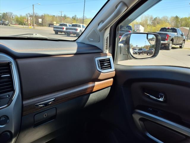2019 Nissan Titan Platinum - Photo 21