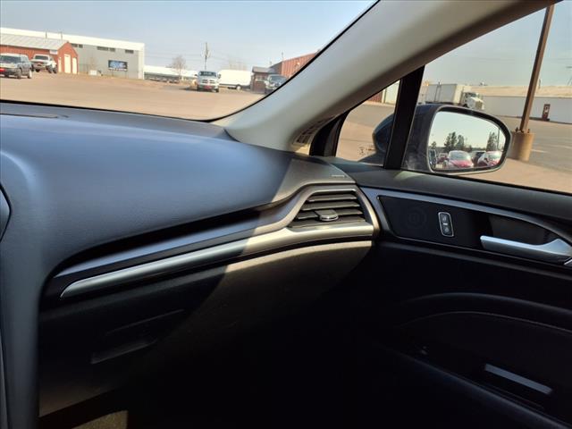 2020 Ford Fusion Titanium AWD - Photo 21