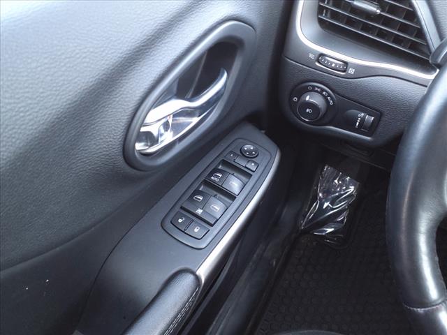 2019 Jeep Cherokee Latitude - Photo 22