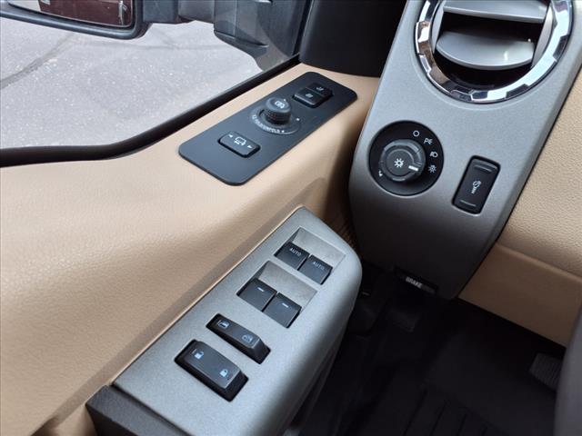 2016 Ford F-350 Super Duty LARIAT - Photo 22