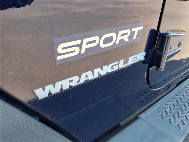 2013 Jeep Wrangler Sport - Photo 2