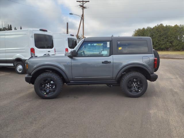 2024 Ford Bronco Black Diamond - Photo 2