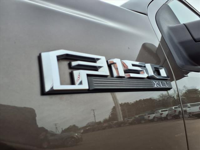2015 Ford F-150 XLT - Photo 2