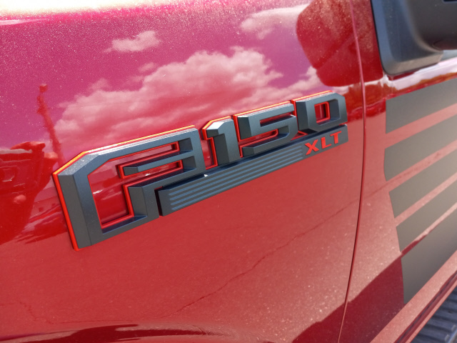 2019 Ford F-150 XLT - Photo 2