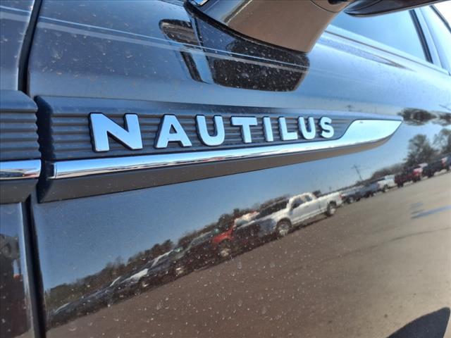 2020 Lincoln Nautilus Reserve - Photo 2