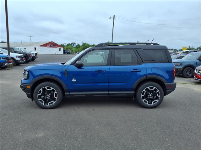 2024 Ford Bronco Sport Outer Banks 4x4 - Photo 2