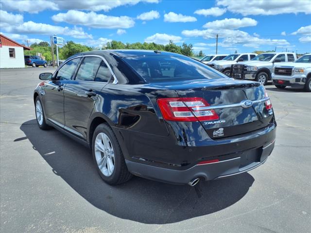 2018 Ford Taurus SEL AWD - Photo 3