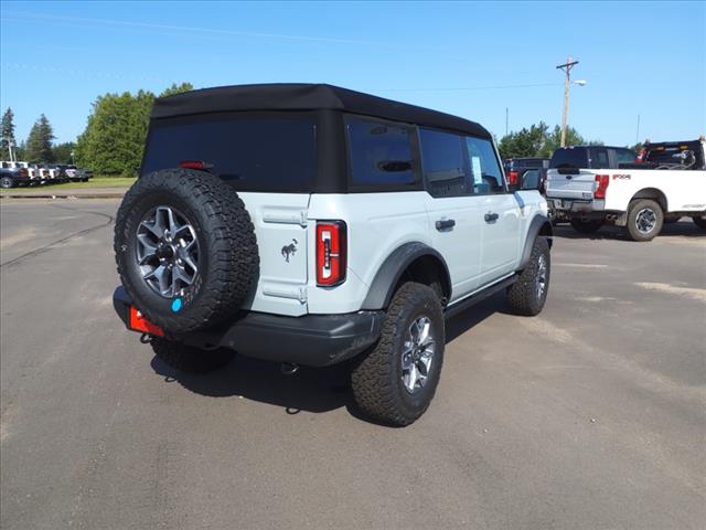 2024 Ford Bronco Badlands - Photo 3