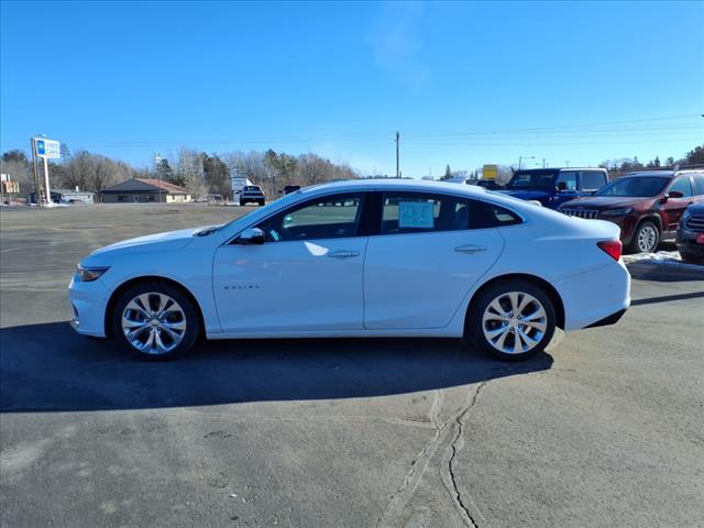 2017 Chevrolet Malibu Premier - Photo 3