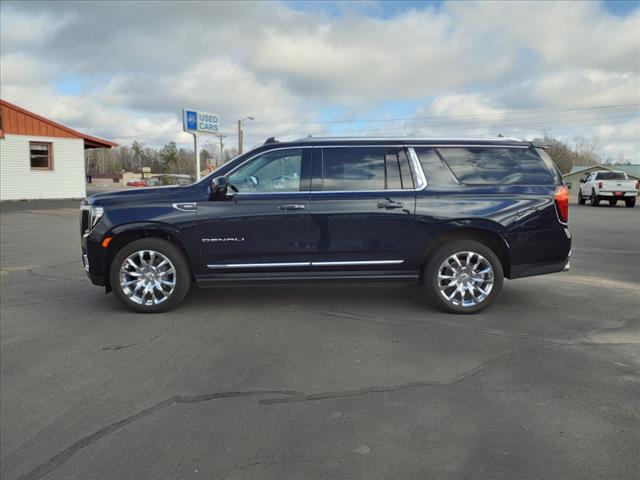2022 GMC Yukon XL Denali - Photo 3