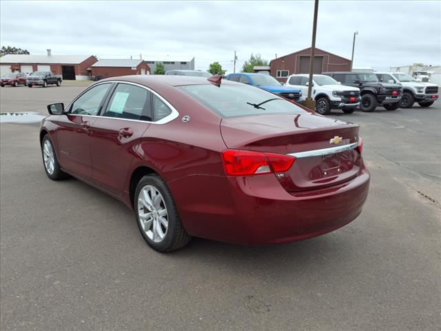 2017 Chevrolet Impala LT - Photo 3