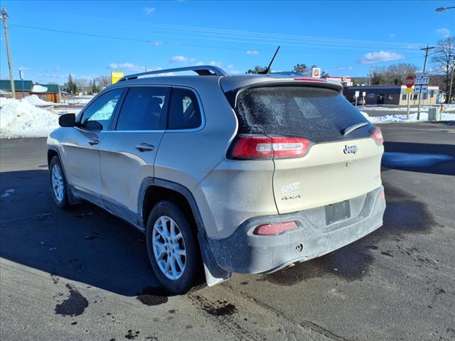 2015 Jeep Cherokee Latitude - Photo 4