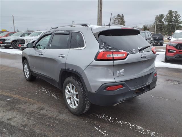 2017 Jeep Cherokee Latitude - Photo 4