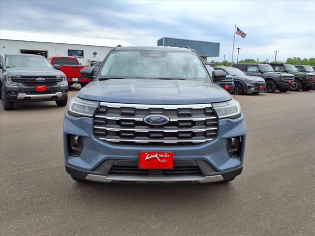 2025 Ford Explorer Active - Photo 4