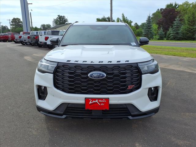 2025 Ford Explorer ST - Photo 4